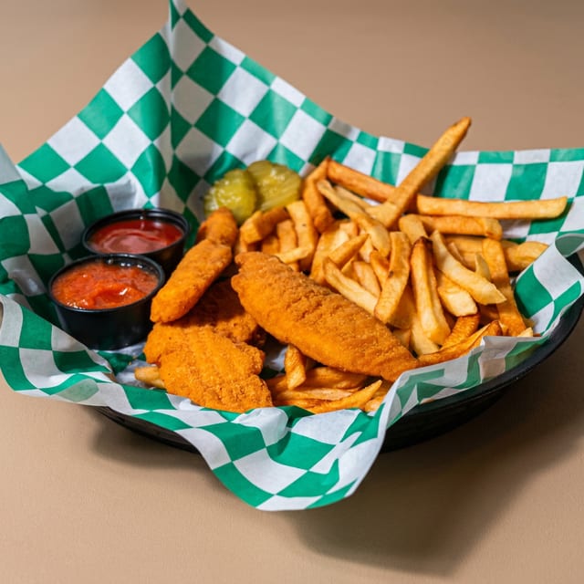 3 Pieces Crispy Chicken Finger Platter.