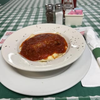 Kids Ravioli & Sausage