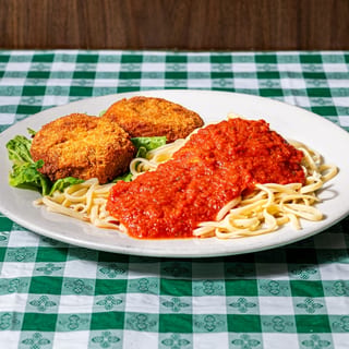 Linguini & Red Clam Sauce