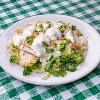 Grilled Chicken Alfredo with Broccoli