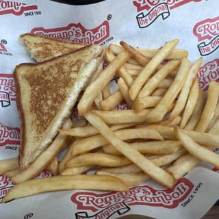 Kids Grilled Cheese & Fries